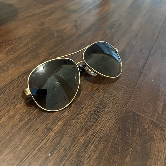 Chanel Aviator Sunglasses - Picture 2 of 4
